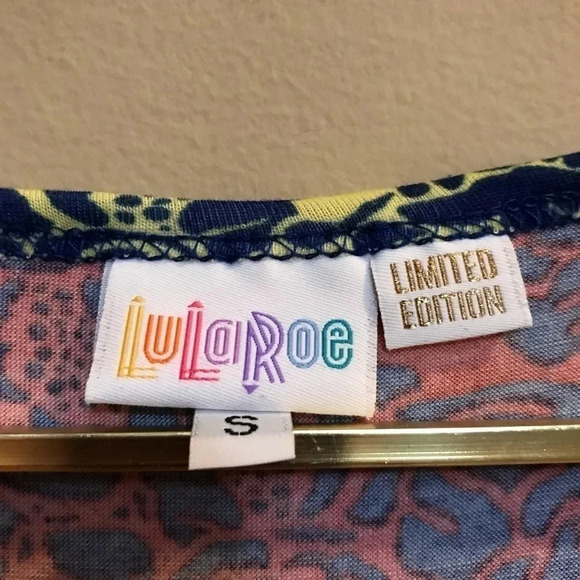 Lularoe S Limited Edition Unicorn Red Blue Yellow Rose Floral Nicole dre… - Picture 4 of 11